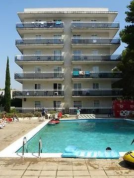 Aptos Priorat 3* Salou