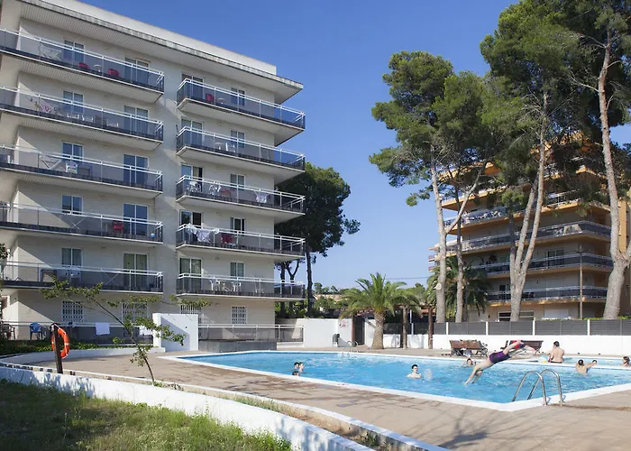 Aptos Priorat 3* Salou